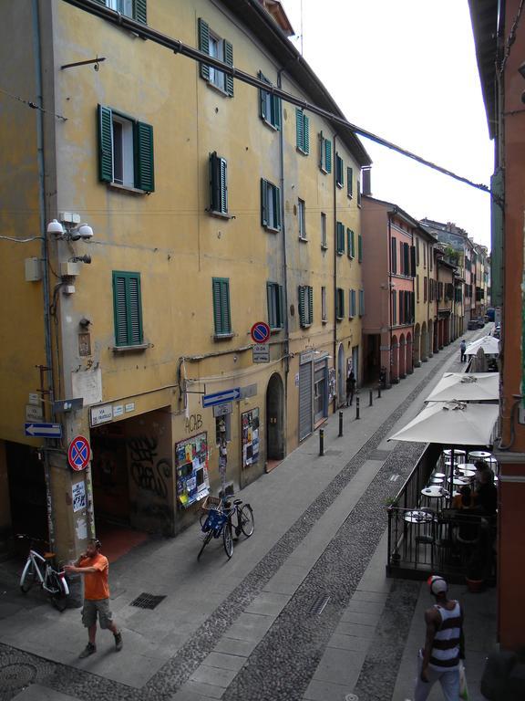 Ampio Open Space In Centro Storico Bologna Kültér fotó